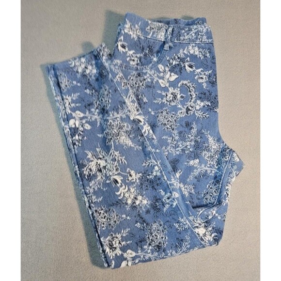 Time & Tru Womens Size XL (16-18) High Rise Denim Style Pull On Floral Jeggings - Picture 11 of 11